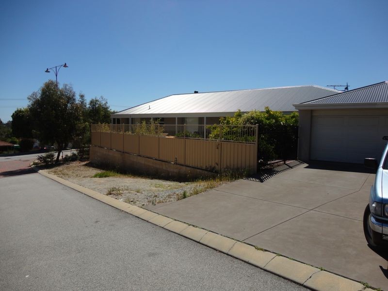 50 Orelia Avenue, Orelia WA 6167