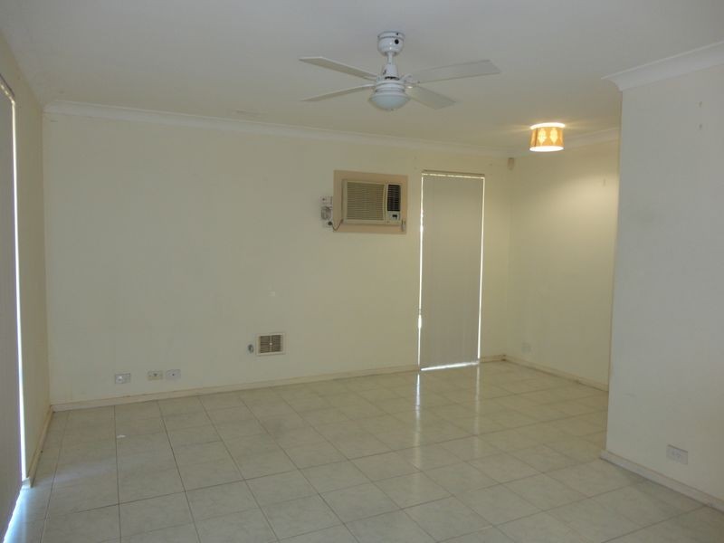 54 Challenger Avenue, Parmelia WA 6167