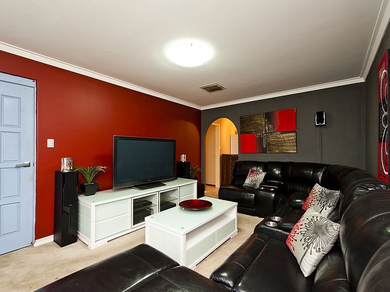 106 Sulphur Road, Parmelia WA 6167