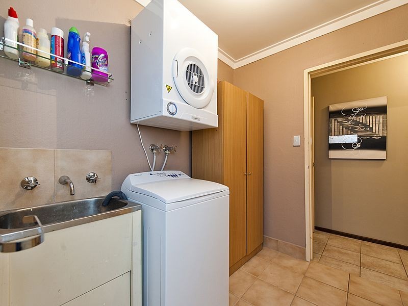 106 Sulphur Road, Parmelia WA 6167