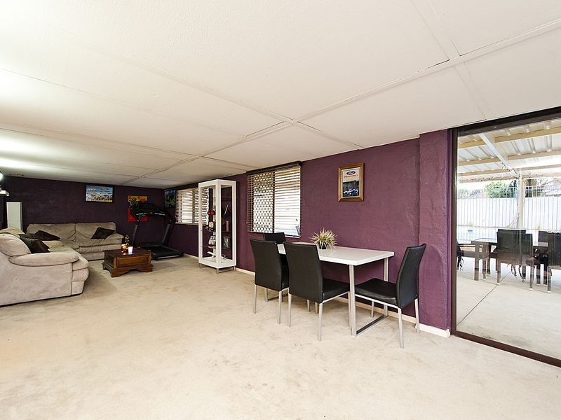 106 Sulphur Road, Parmelia WA 6167