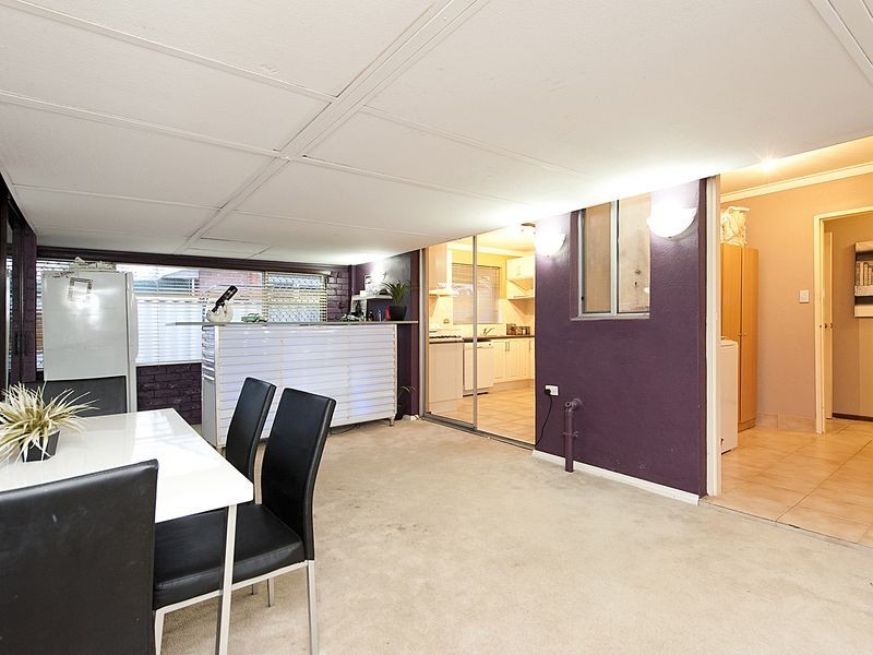 106 Sulphur Road, Parmelia WA 6167