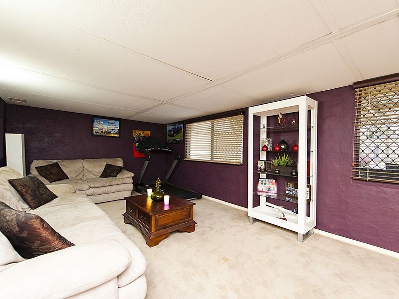 106 Sulphur Road, Parmelia WA 6167