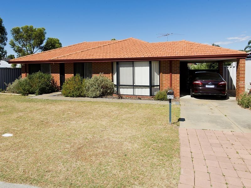 27 Sutherland Parade, Parmelia WA 6167