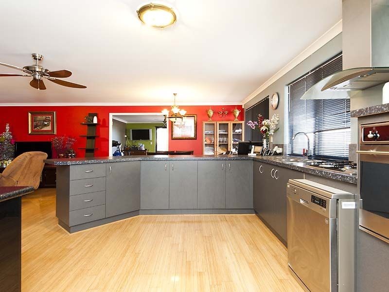 5 Leghorn Road, Orelia WA 6167