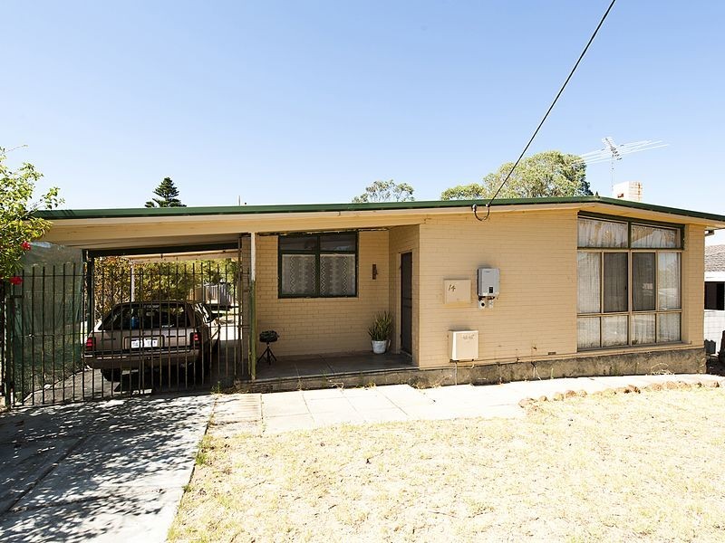 14 Clark Way, Orelia WA 6167