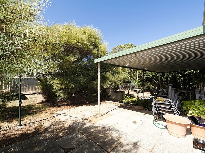 14 Clark Way, Orelia WA 6167