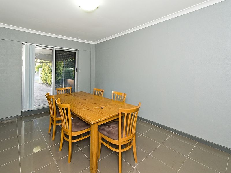 4 Blay Road, Calista WA 6167