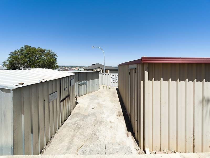 1 Doherty Heights, Parmelia WA 6167