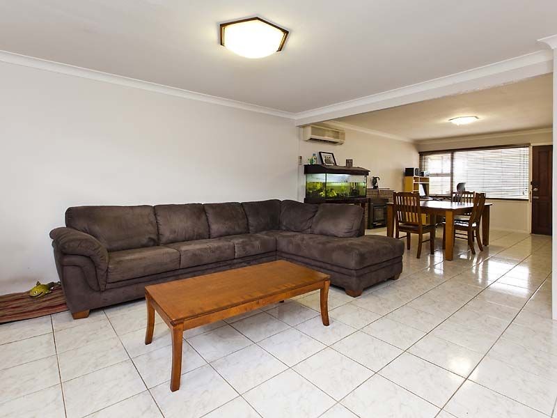 74 Orelia Avenue, Orelia WA 6167