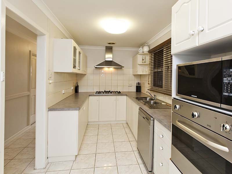 74 Orelia Avenue, Orelia WA 6167