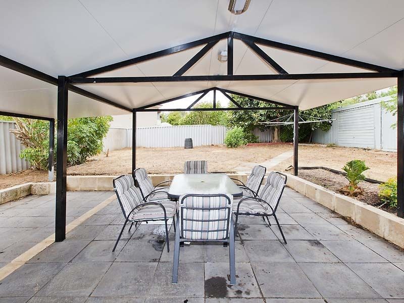 74 Orelia Avenue, Orelia WA 6167