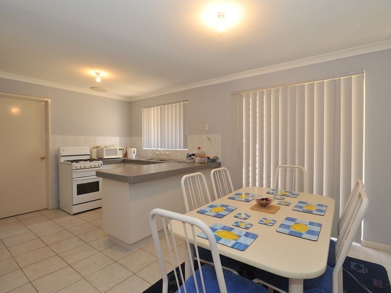 12/23 Edwards Street, Leda WA 6170