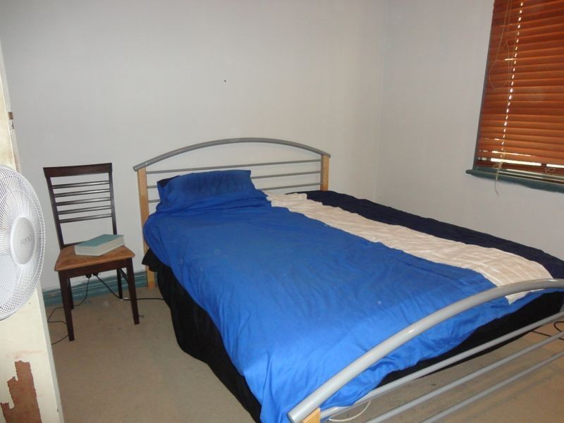 18 Derbal Street, Medina WA 6167