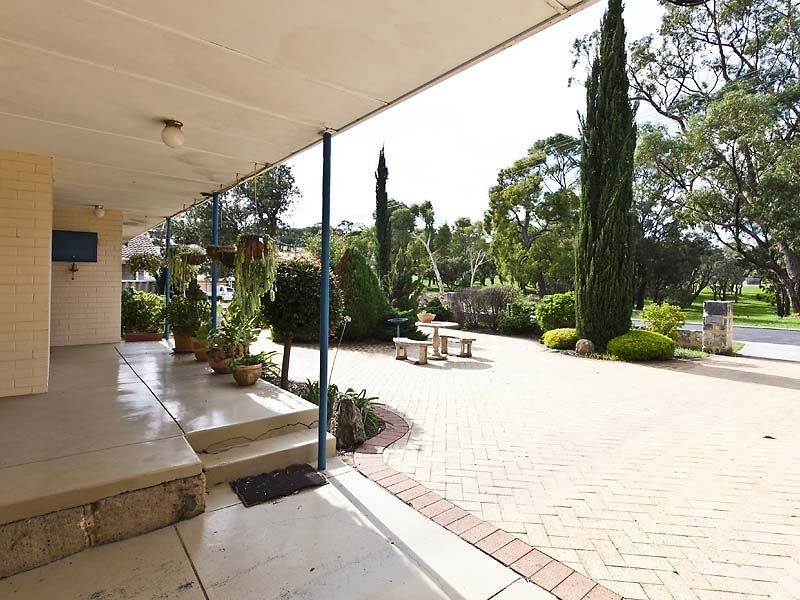 6 Broughton Way, Orelia WA 6167