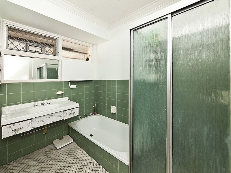 6 Broughton Way, Orelia WA 6167