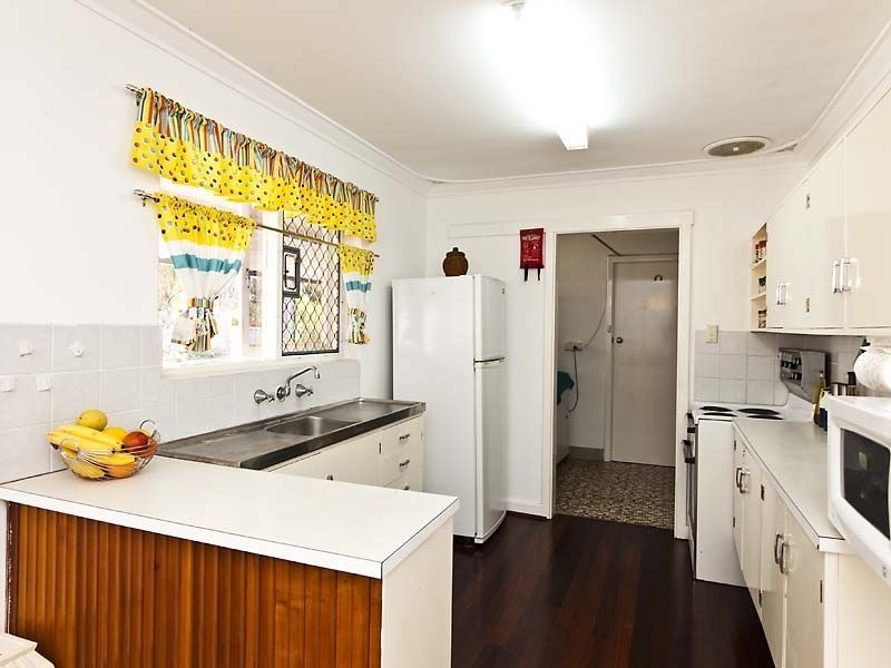 6 Broughton Way, Orelia WA 6167