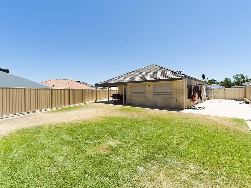 21 Camballin Loop, Bertram WA 6167