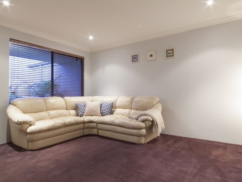 5 Addingham Crescent, Bertram WA 6167