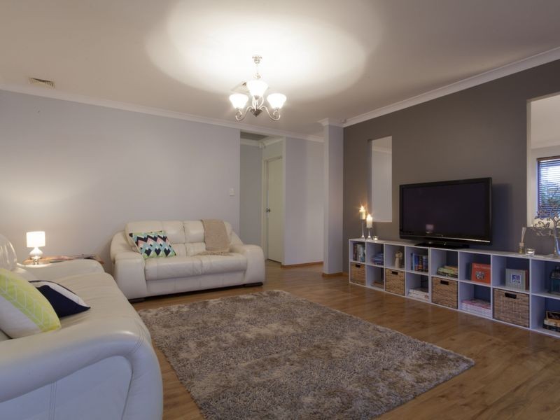 5 Addingham Crescent, Bertram WA 6167