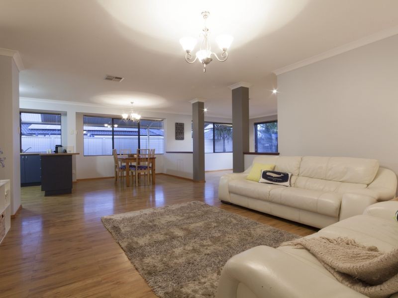 5 Addingham Crescent, Bertram WA 6167