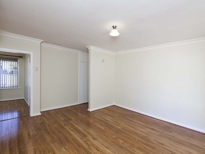 33B Winterfold Road, Hamilton Hill WA 6163