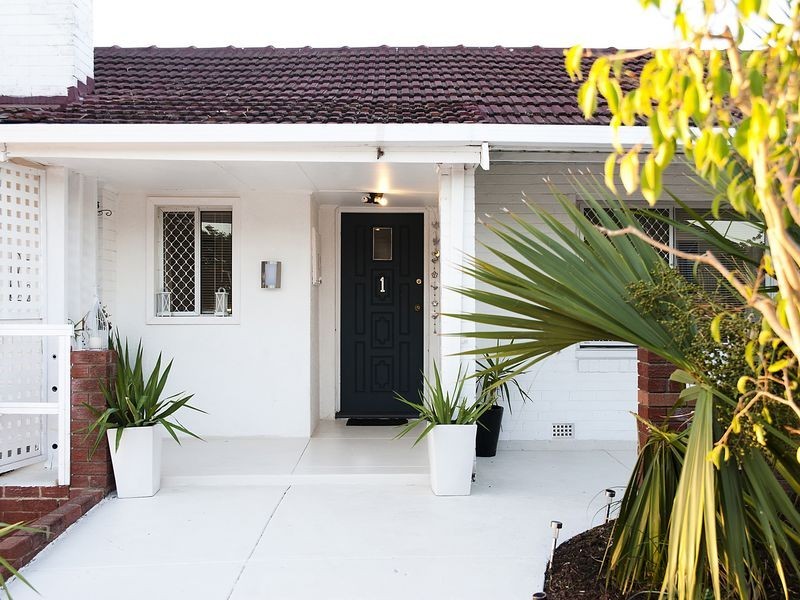 1 Inglis Court, Medina WA 6167