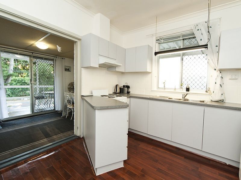 1 Inglis Court, Medina WA 6167