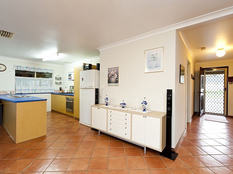 9 Cawdor Lane, Orelia WA 6167