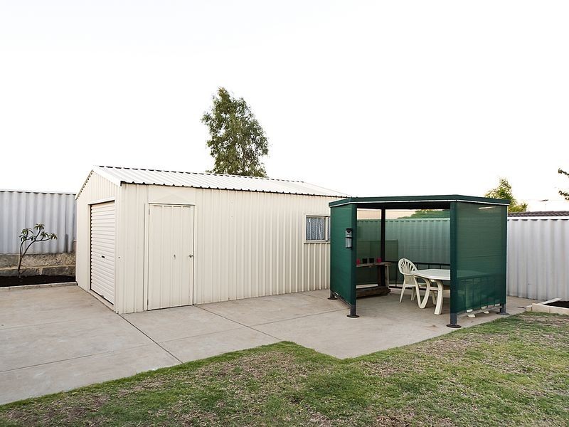9 Cawdor Lane, Orelia WA 6167