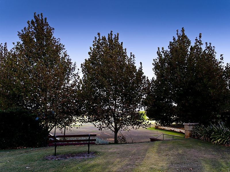 9 Cawdor Lane, Orelia WA 6167