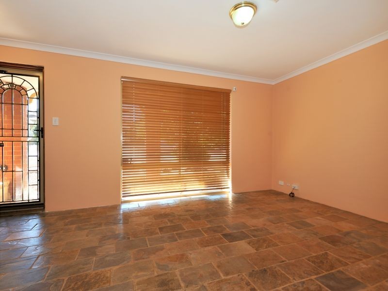 7 Salter Place, Parmelia WA 6167