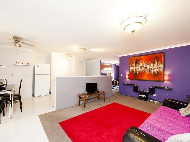 15 Gilling Place, Orelia WA 6167