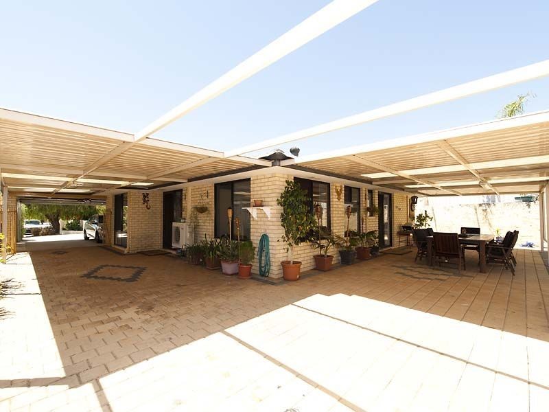 15 Gilling Place, Orelia WA 6167