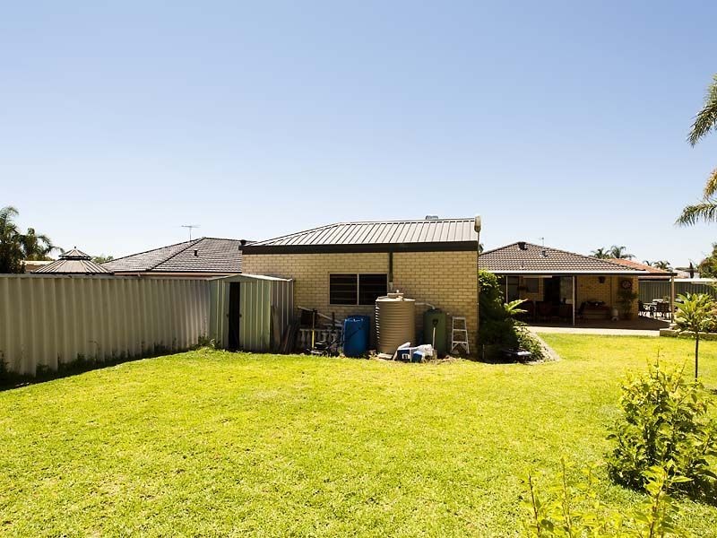 15 Gilling Place, Orelia WA 6167