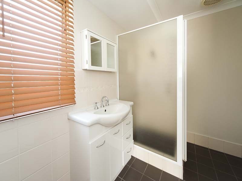 15 Oporto Rise, Coogee WA 6166
