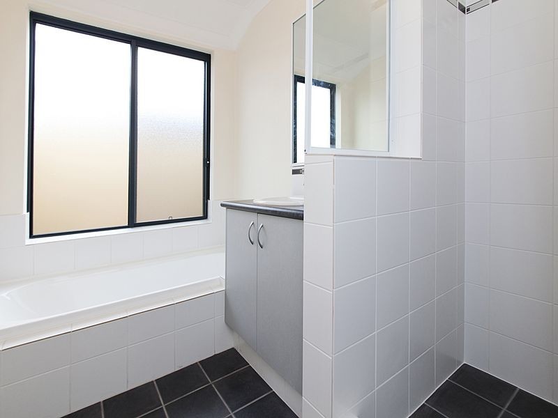 1 Datchet Turn, Bertram WA 6167