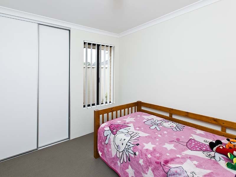 51 Bingfield Road East, Medina WA 6167