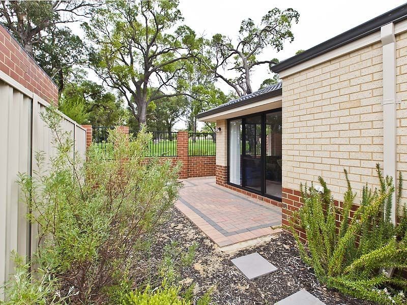 51 Bingfield Road East, Medina WA 6167