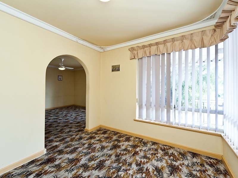 31 Nathaniel Way, Orelia WA 6167