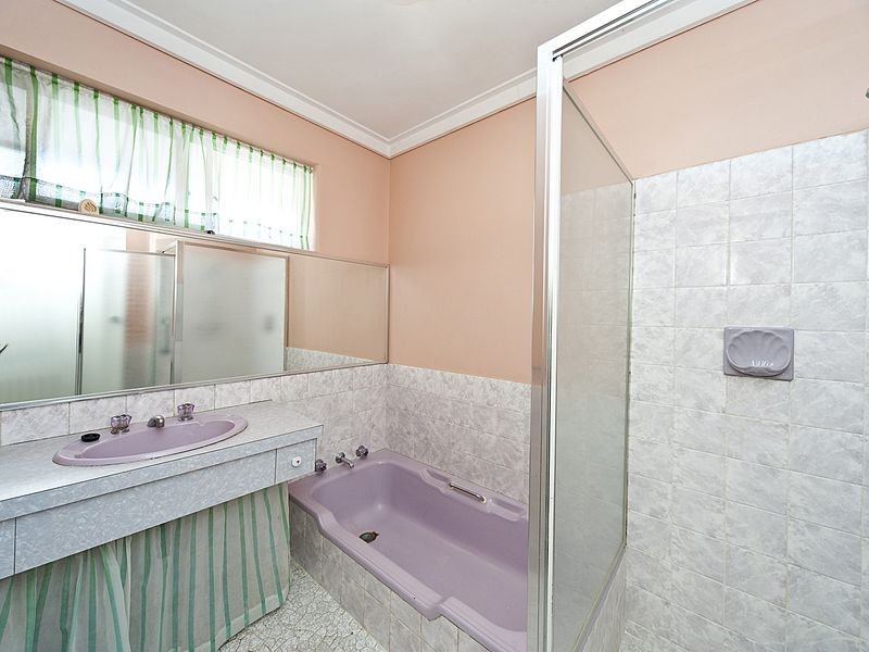 31 Nathaniel Way, Orelia WA 6167