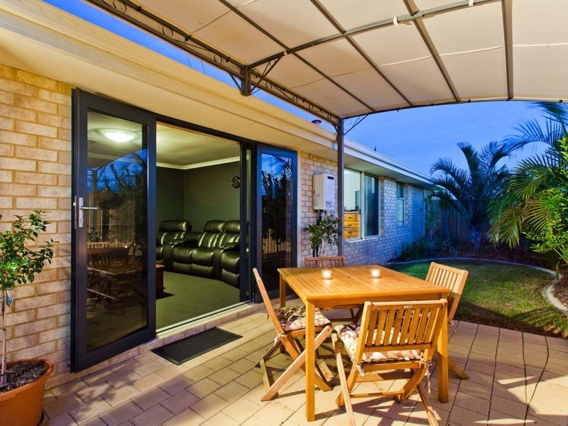 1 Bangor Way, Orelia WA 6167