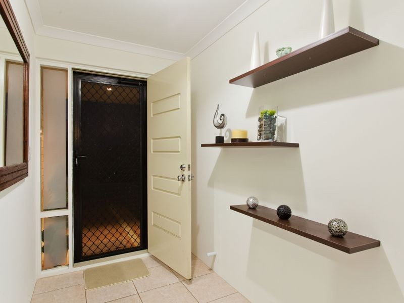 1 Bangor Way, Orelia WA 6167