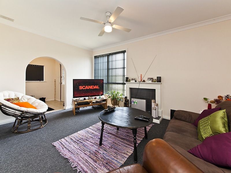 47 Kenton Way, Calista WA 6167