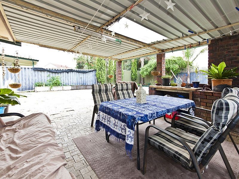 47 Kenton Way, Calista WA 6167