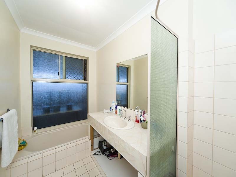 11 Brandon Mews, Parmelia WA 6167