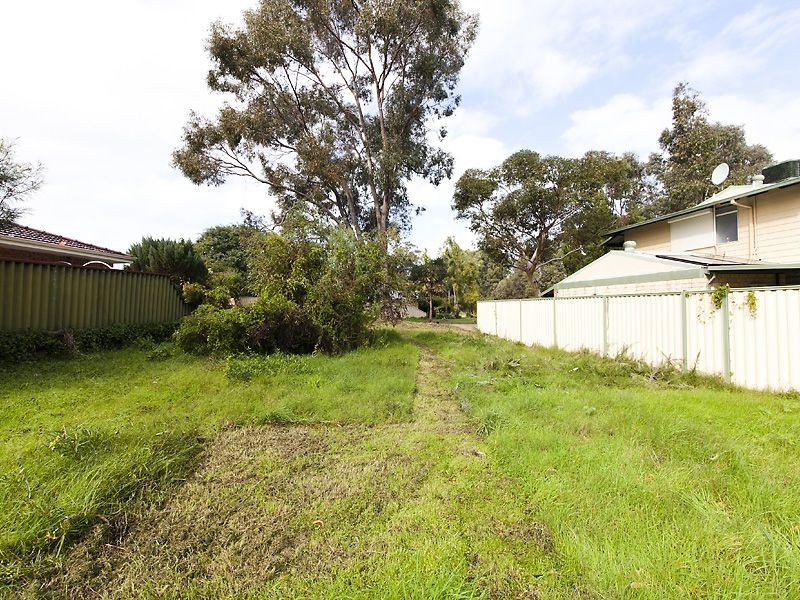 71B Perham Cresent, Leda WA 6170