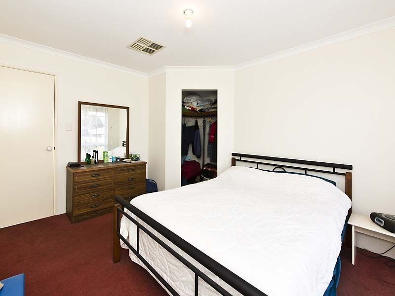 13 Cambey Mews, Parmelia WA 6167
