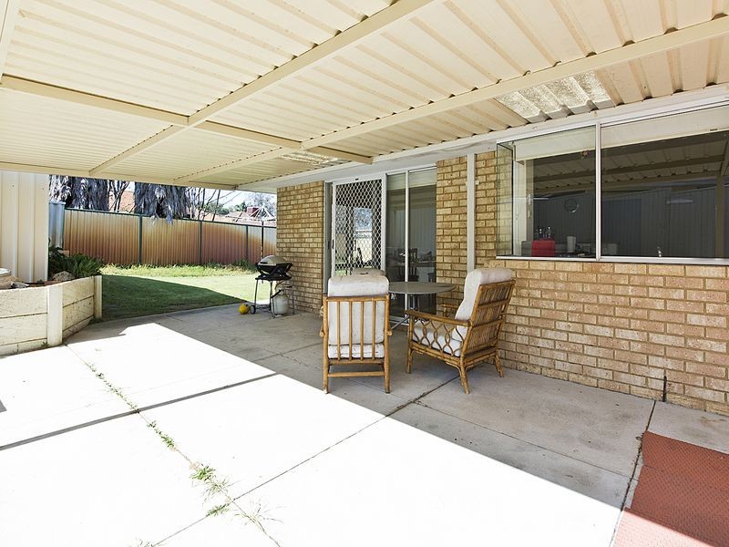 13 Cambey Mews, Parmelia WA 6167