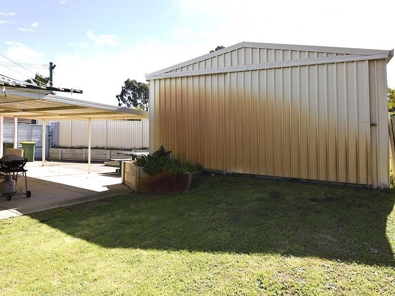 13 Cambey Mews, Parmelia WA 6167